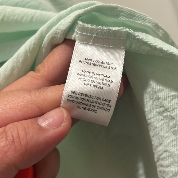 NWT B Collection by Bobeau Mint Green sleeveless v neck textured - Picture 5 of 6